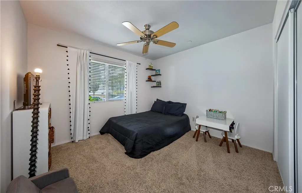 1087 N 1st St, Banning, California 92220 home-pic-15