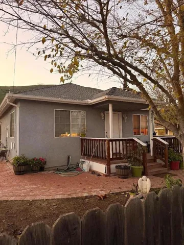 1421 K Street, San Miguel, California 93451