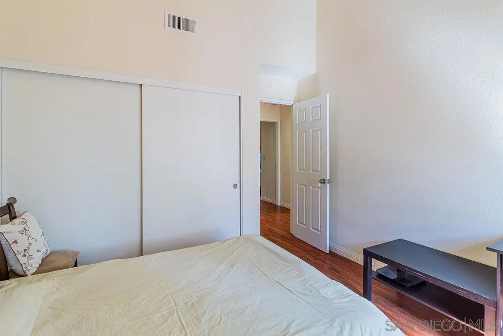326 N Curtis Avenue F, Alhambra, California 91801 home-pic-14