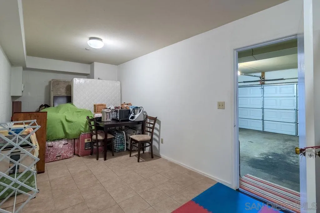 326 N Curtis Avenue F, Alhambra, California 91801 home-pic-3