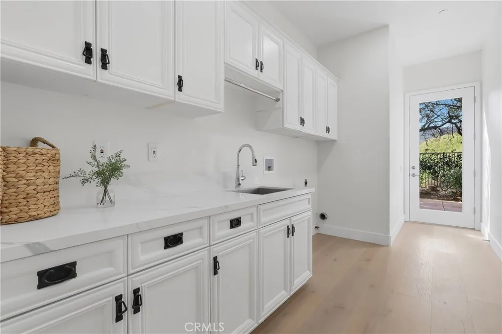 26632 Alsace Drive, Calabasas, California 91302 home-pic-28
