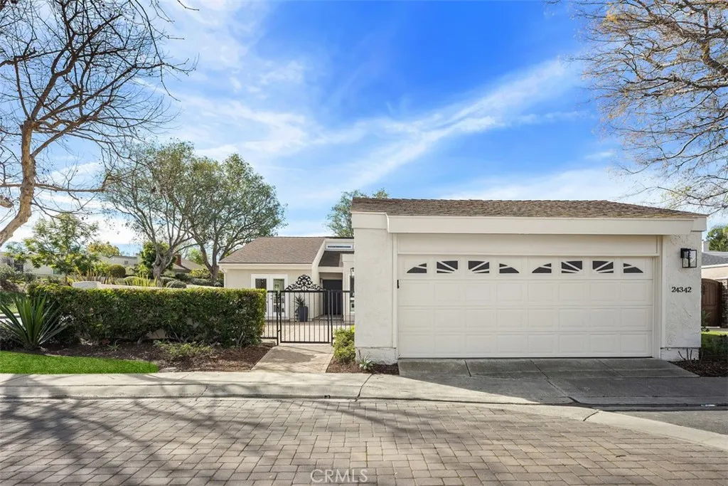 24342 Toponas Court, Laguna Niguel, California 92677 home-pic-1