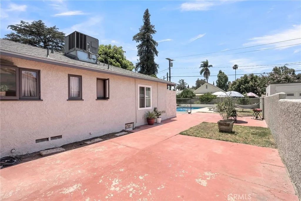 4538 Merrill, Riverside, California 92506 home-pic-33