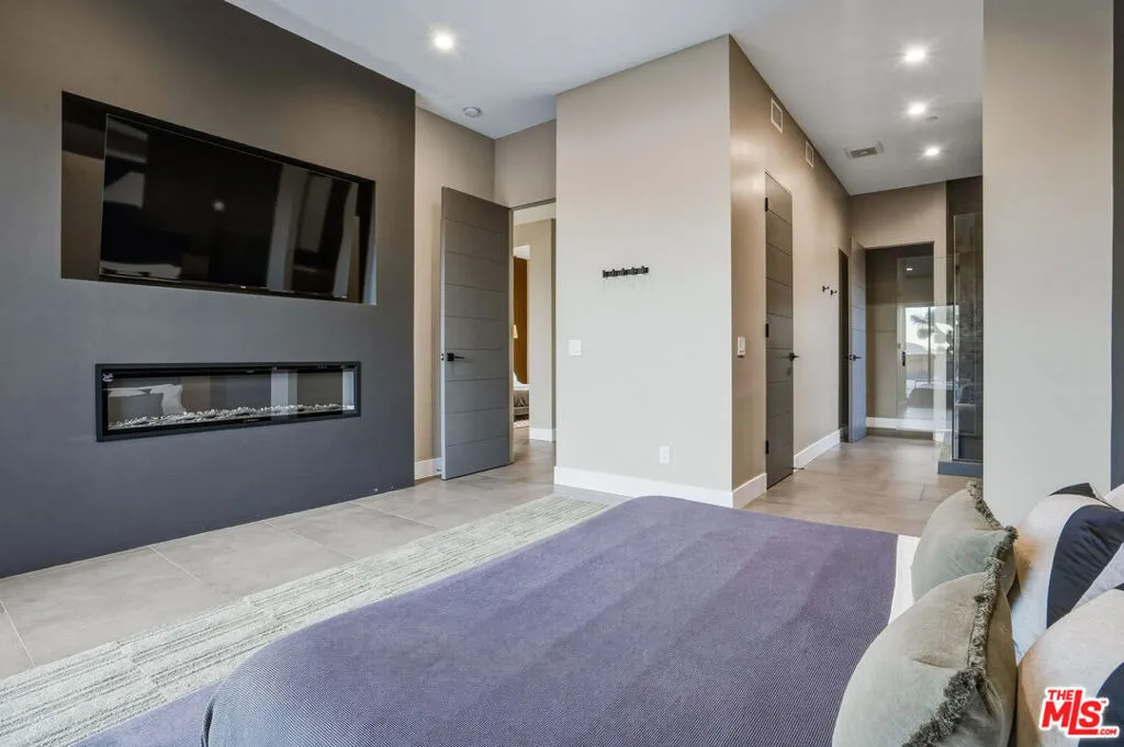 3945 Anita Avenue, Yucca Valley, California 92284 home-pic-27