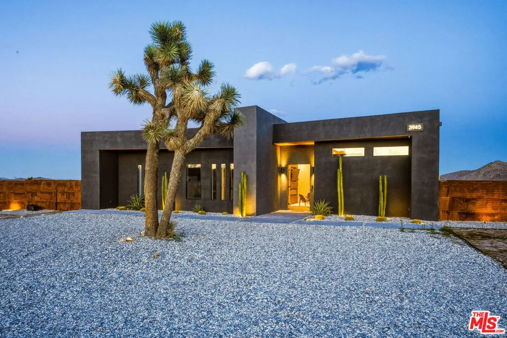 3945 Anita Avenue, Yucca Valley, California 92284 home-pic-3