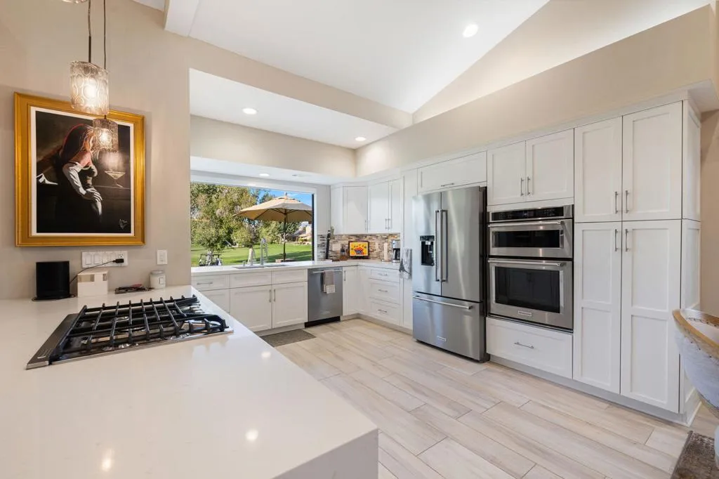 338 Paseo Primavera, Palm Desert, California 92260 home-pic-2