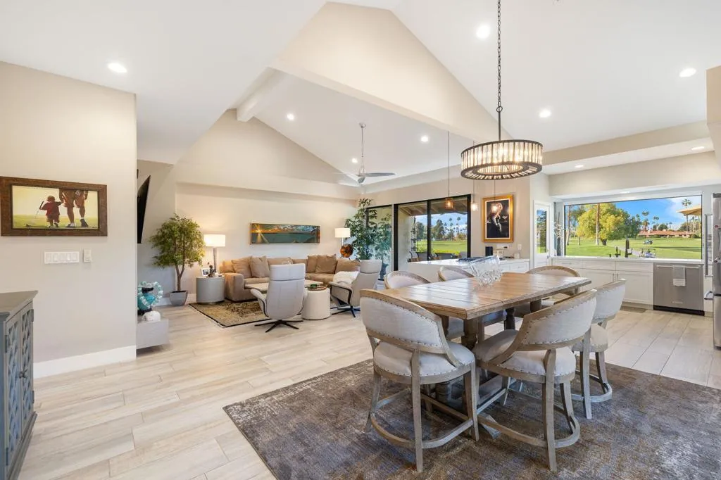 338 Paseo Primavera, Palm Desert, California 92260 home-pic-11