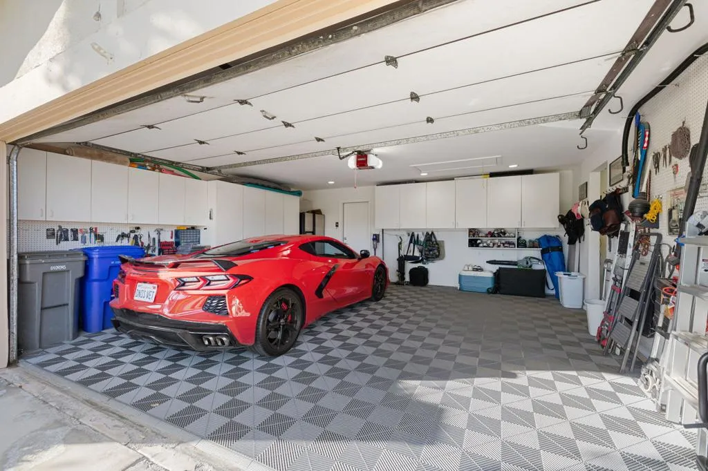 338 Paseo Primavera, Palm Desert, California 92260 home-pic-37