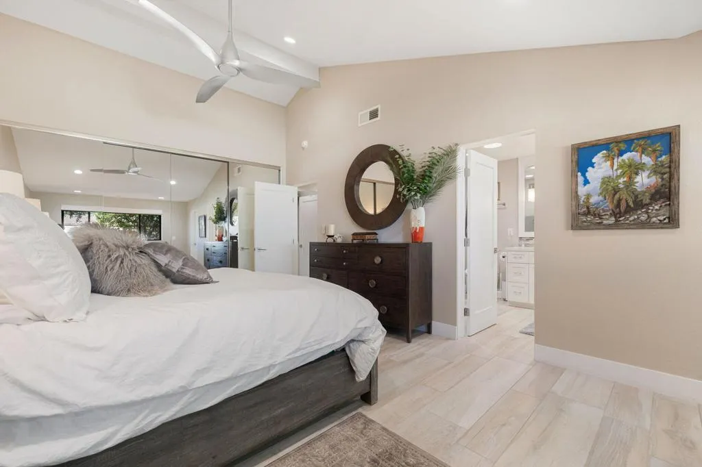 338 Paseo Primavera, Palm Desert, California 92260 home-pic-24