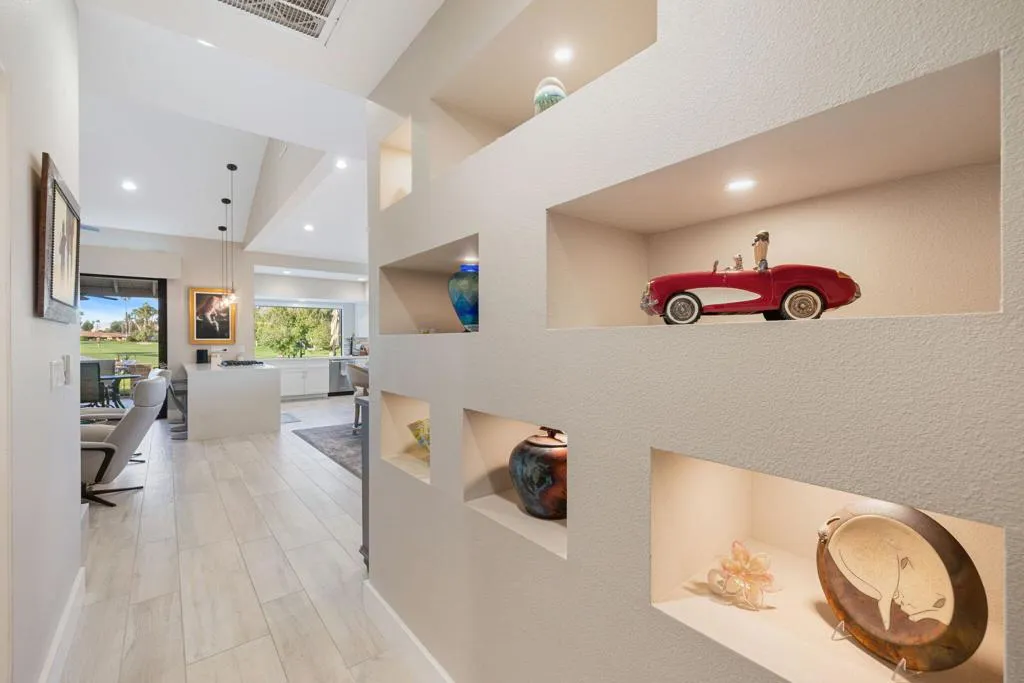 338 Paseo Primavera, Palm Desert, California 92260 home-pic-17