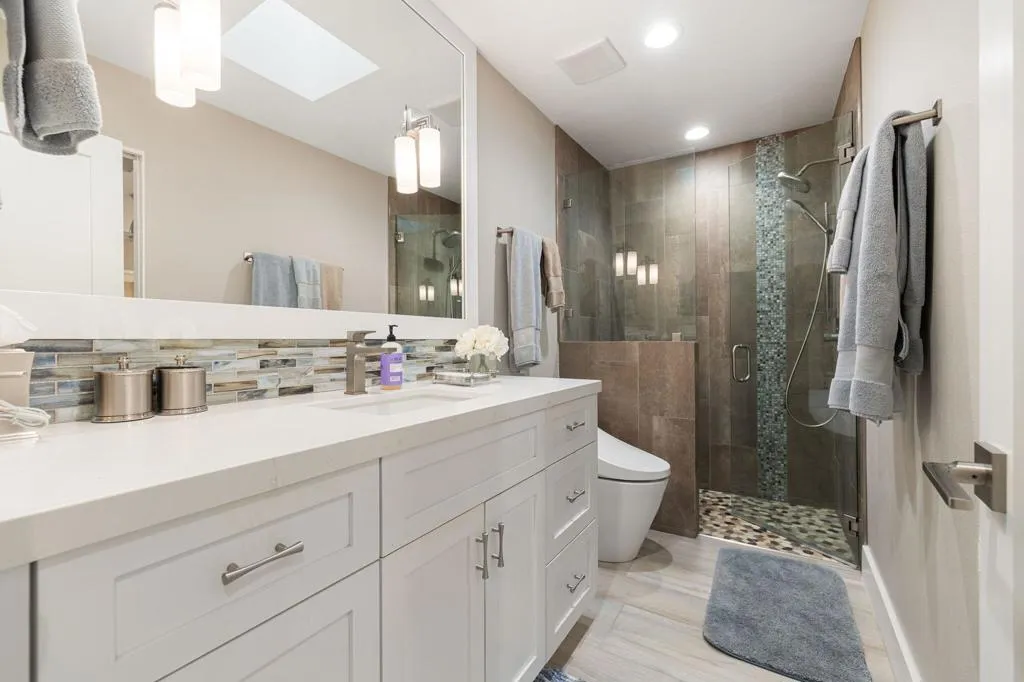 338 Paseo Primavera, Palm Desert, California 92260 home-pic-20
