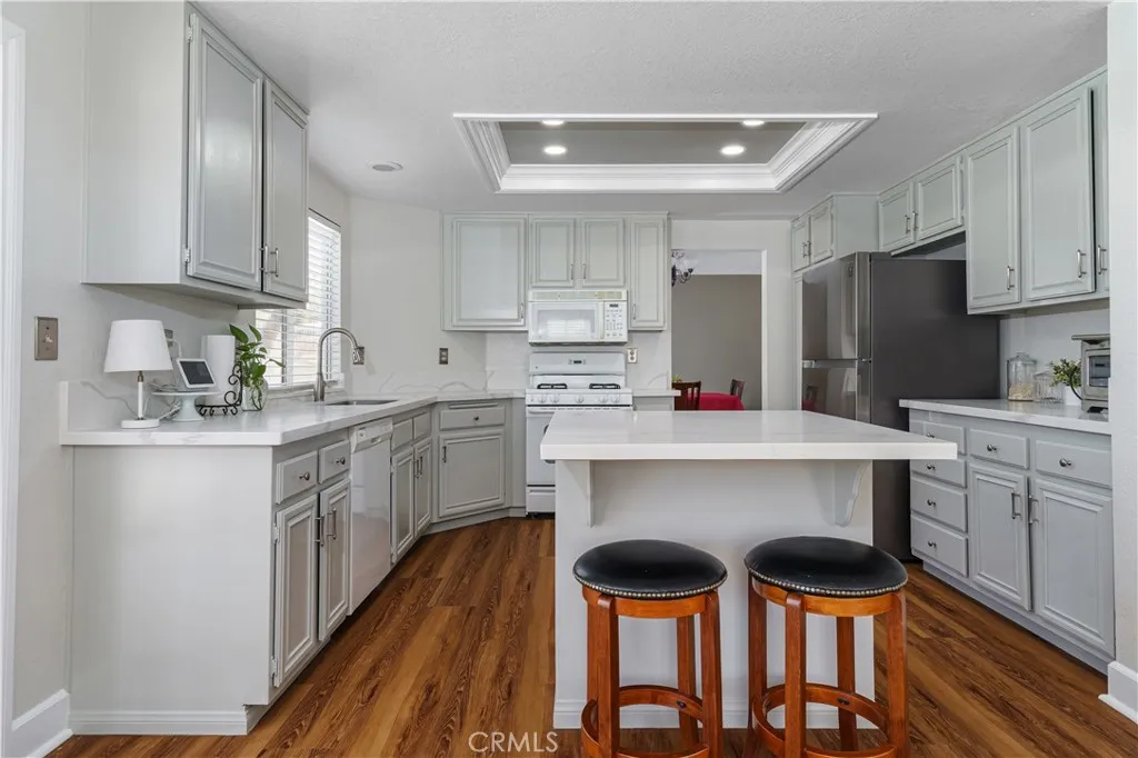 44047 Colony Court, Lancaster, California 93536 home-pic-14