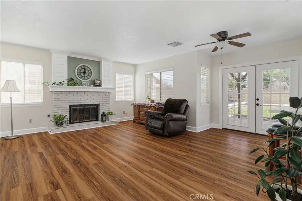 44047 Colony Court, Lancaster, California 93536 home-pic-19
