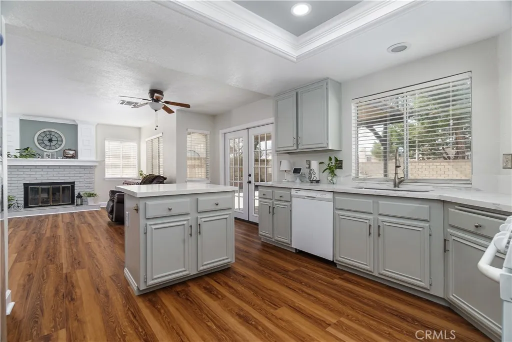 44047 Colony Court, Lancaster, California 93536 home-pic-12