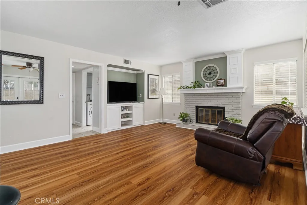 44047 Colony Court, Lancaster, California 93536 home-pic-20