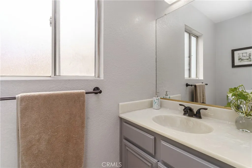 44047 Colony Court, Lancaster, California 93536 home-pic-22