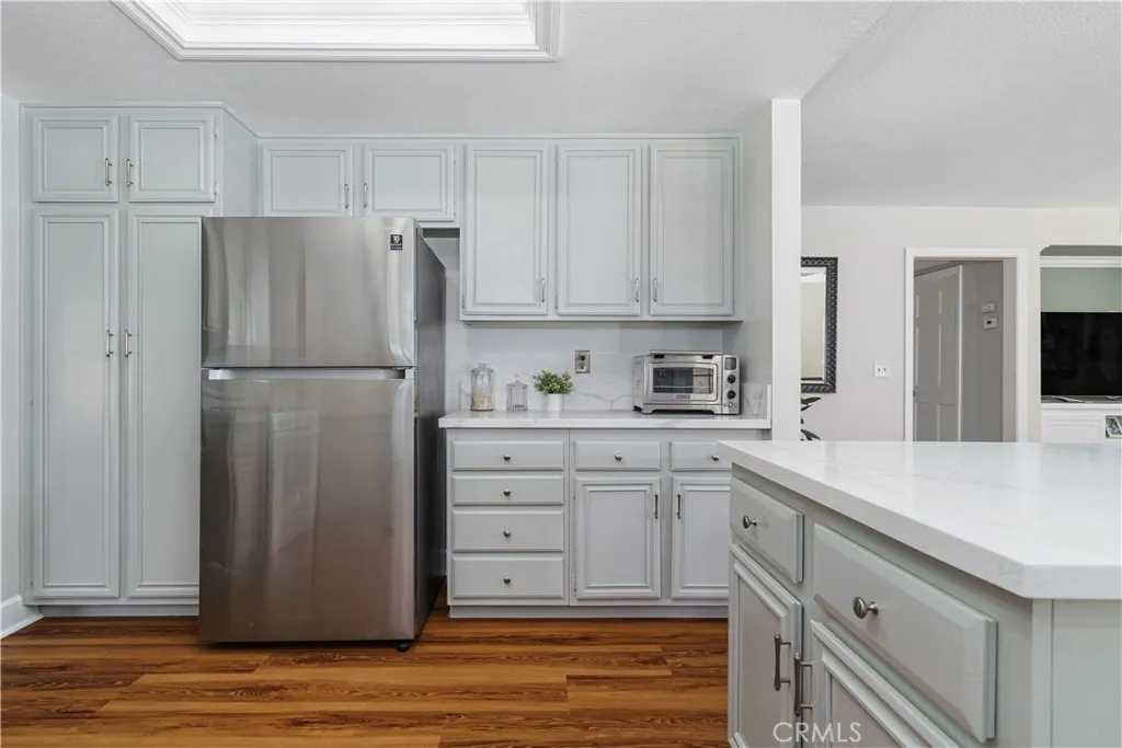 44047 Colony Court, Lancaster, California 93536 home-pic-16