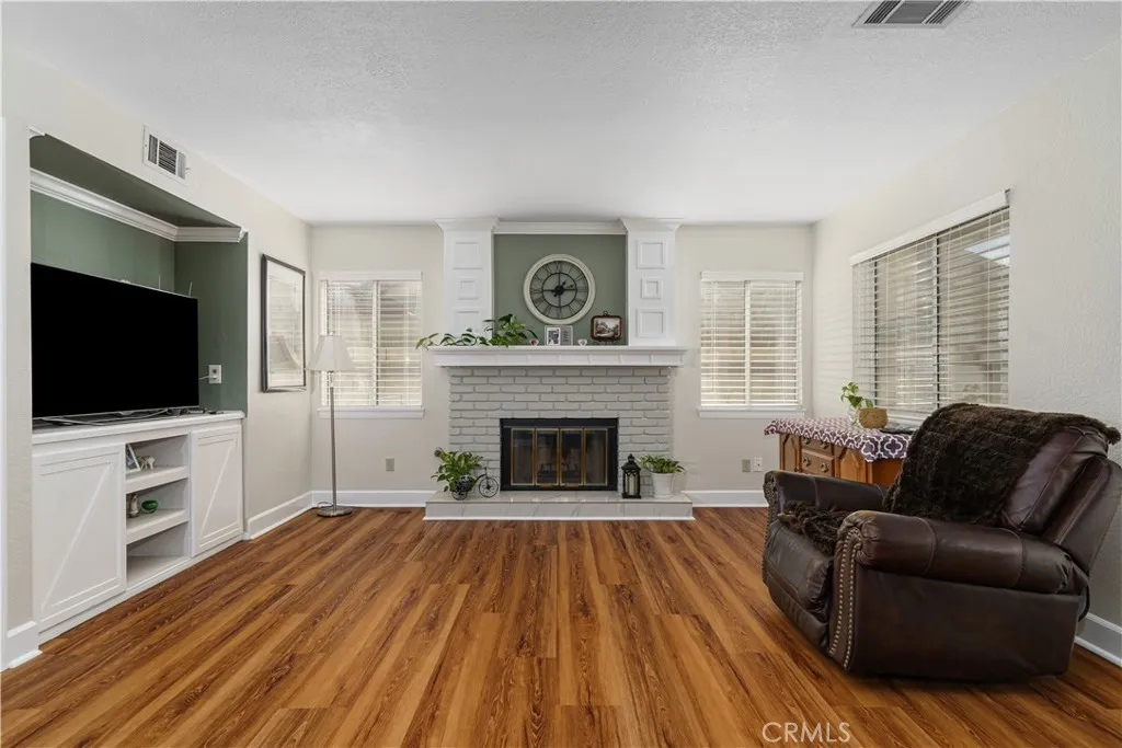 44047 Colony Court, Lancaster, California 93536 home-pic-18