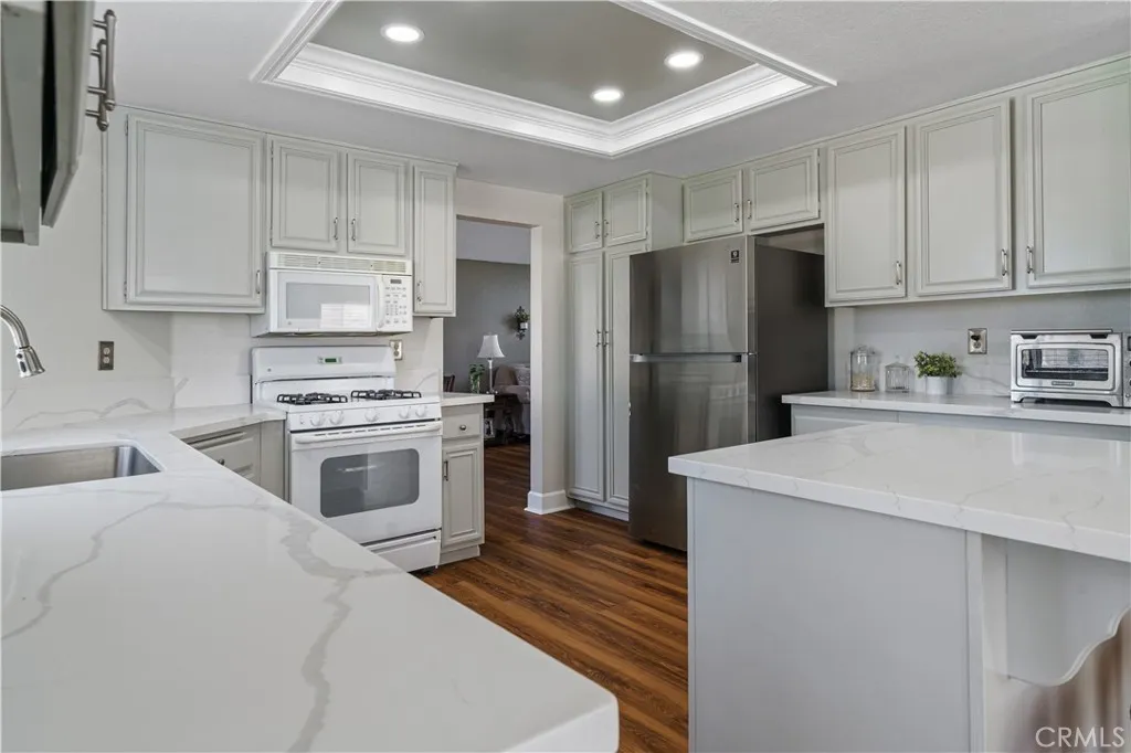 44047 Colony Court, Lancaster, California 93536 home-pic-15