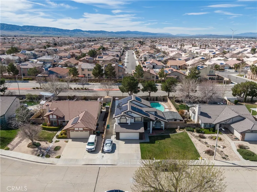 44047 Colony Court, Lancaster, California 93536 home-pic-49