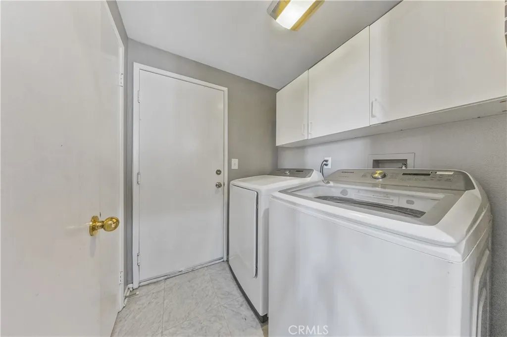 34711 Sunlight, Yucaipa, California 92399 home-pic-12