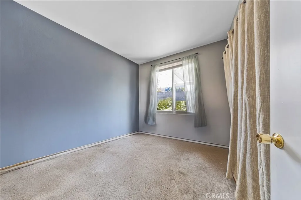 34711 Sunlight, Yucaipa, California 92399 home-pic-13