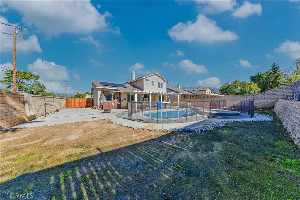 34711 Sunlight, Yucaipa, California 92399 home-pic-27