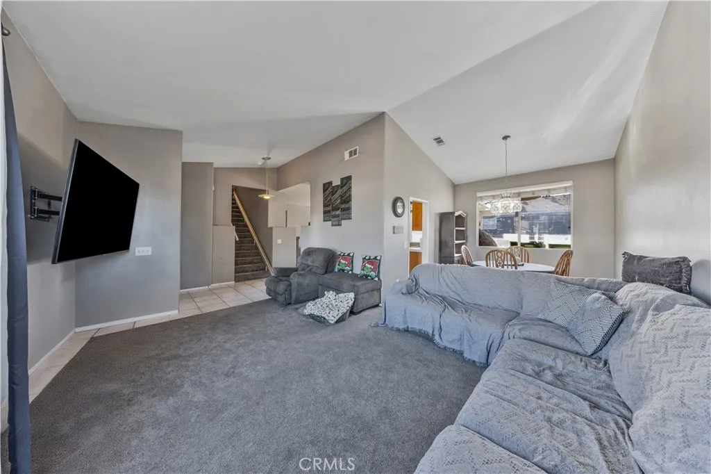34711 Sunlight, Yucaipa, California 92399 home-pic-7