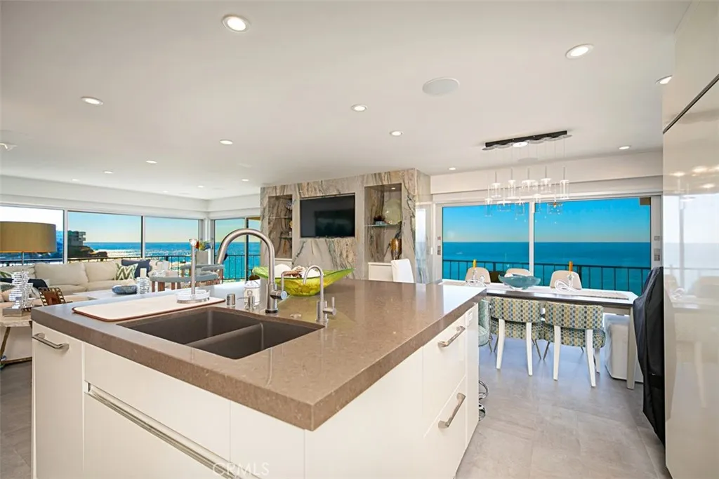 31423 Coast P5, Laguna Beach, California 92651 home-pic-29
