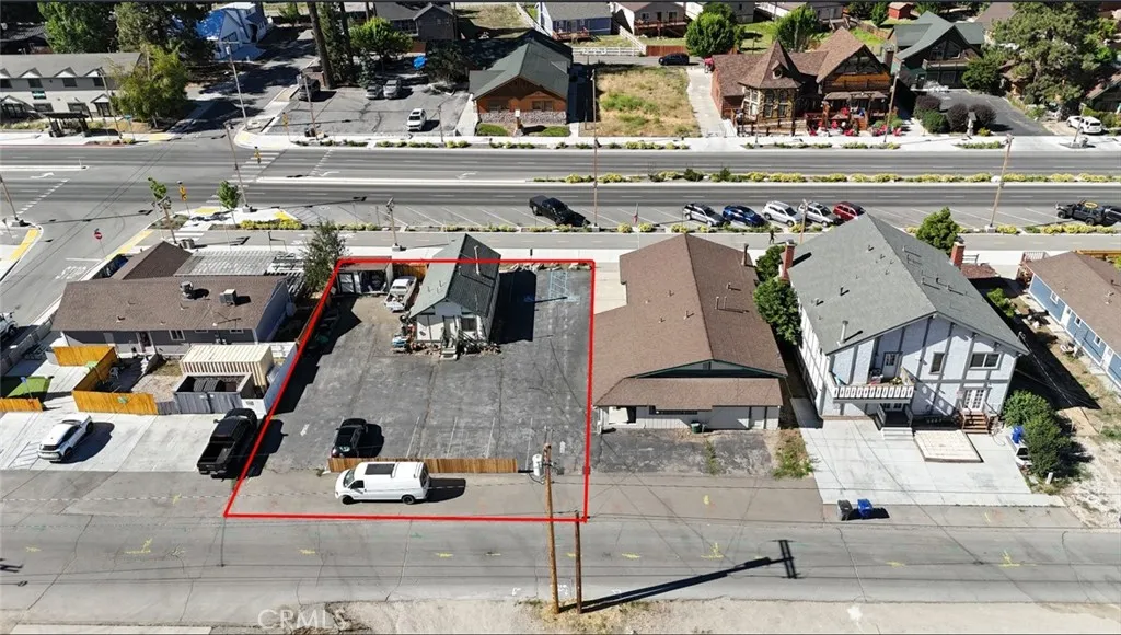 42598 Moonridge Road, Big Bear Lake, California 92315 home-pic-3