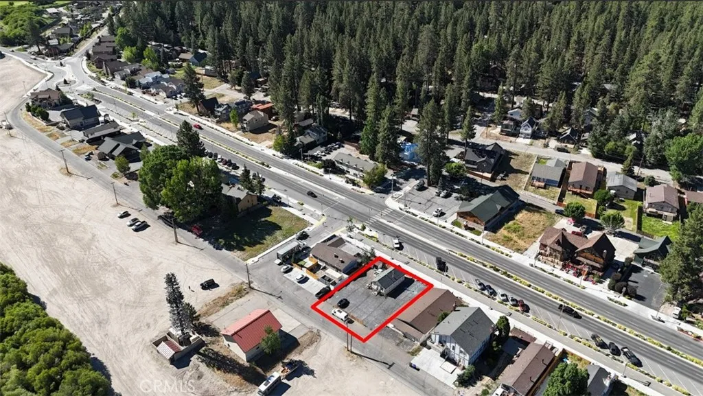 42598 Moonridge Road, Big Bear Lake, California 92315 home-pic-7