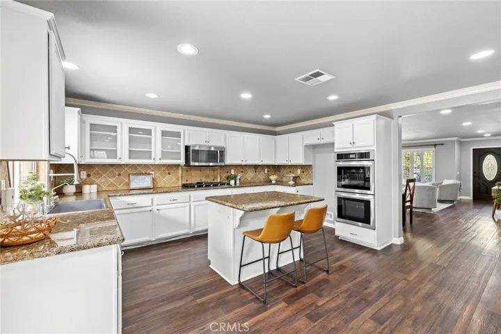 Spacious Kitchen