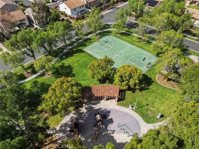 74 Linhaven, Irvine, California 92602