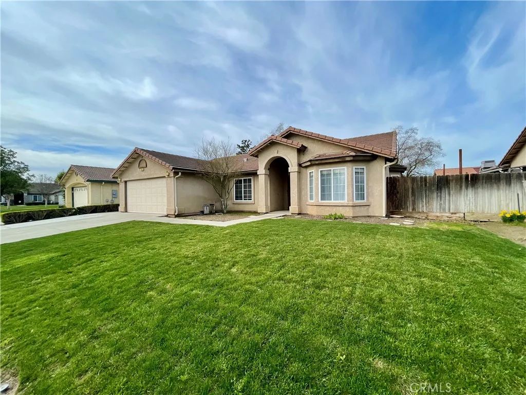 443 S Park, Kerman, California 93630 home-pic-2