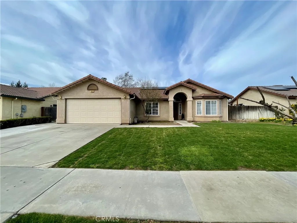 443 S Park, Kerman, California 93630 home-pic-1