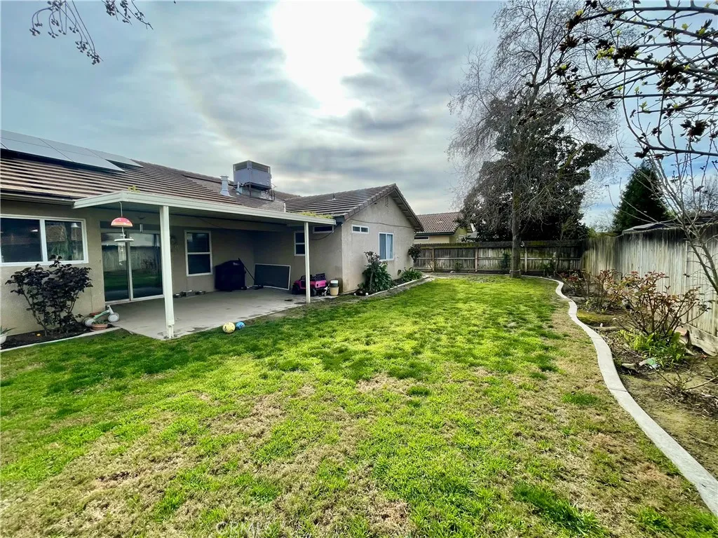 443 S Park, Kerman, California 93630 home-pic-20