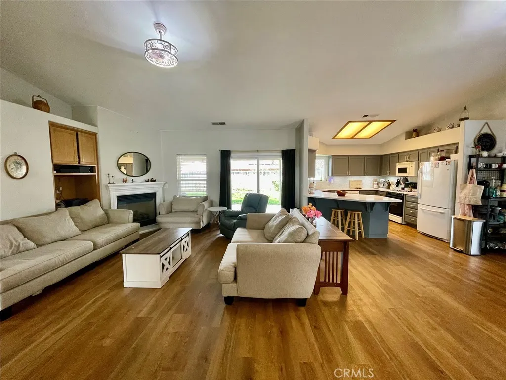 443 S Park, Kerman, California 93630 home-pic-3