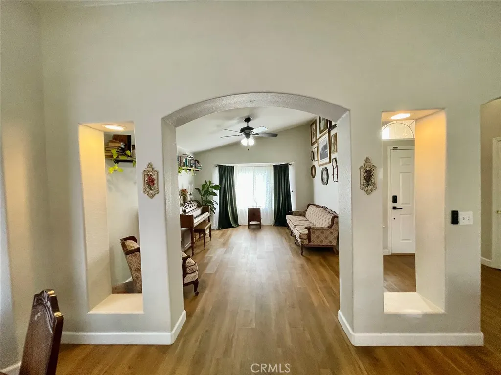 443 S Park, Kerman, California 93630 home-pic-9