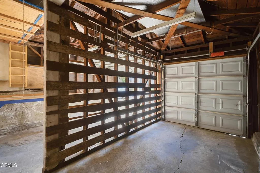 2307 Moss Avenue, Los Angeles, California 90065 home-pic-22