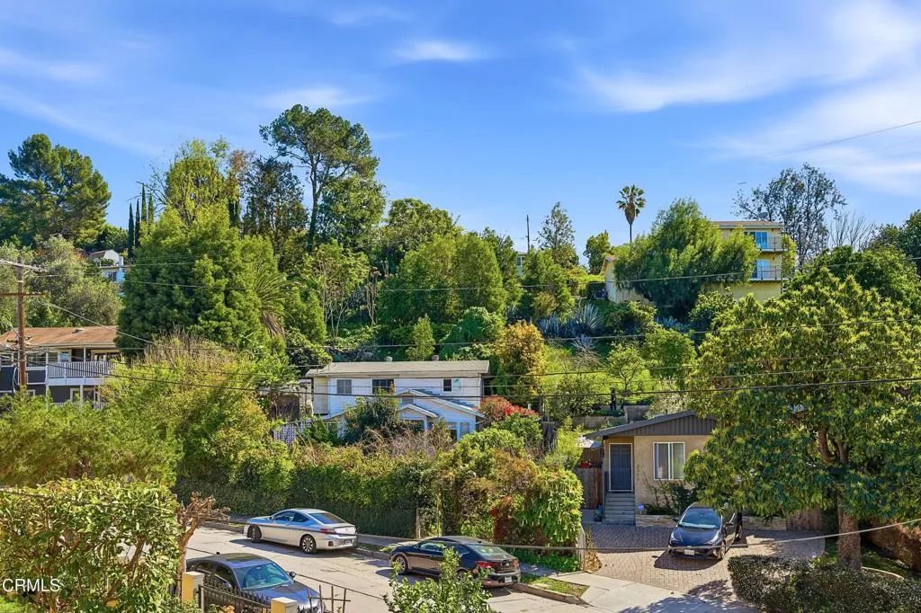 2307 Moss Avenue, Los Angeles, California 90065 home-pic-29