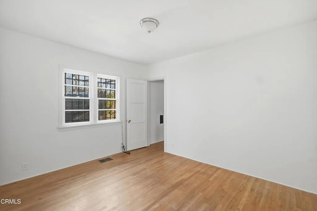 2307 Moss Avenue, Los Angeles, California 90065 home-pic-13