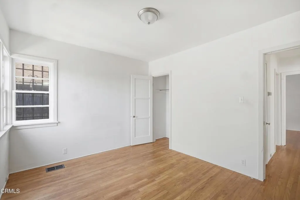 2307 Moss Avenue, Los Angeles, California 90065 home-pic-11