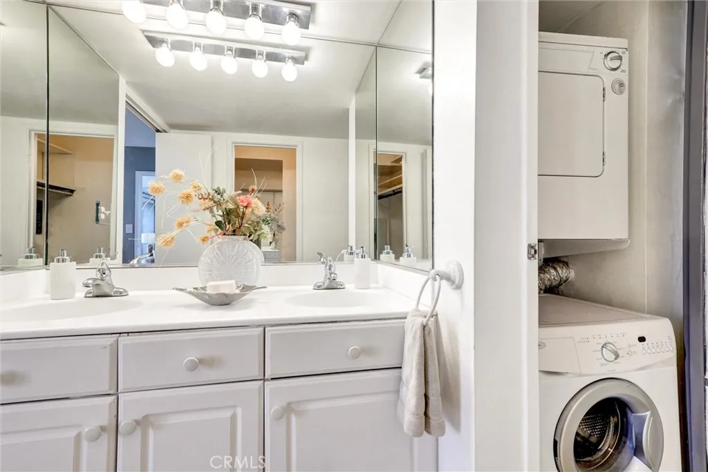 1750 E Ocean Boulevard 503, Long Beach, California 90802 home-pic-20