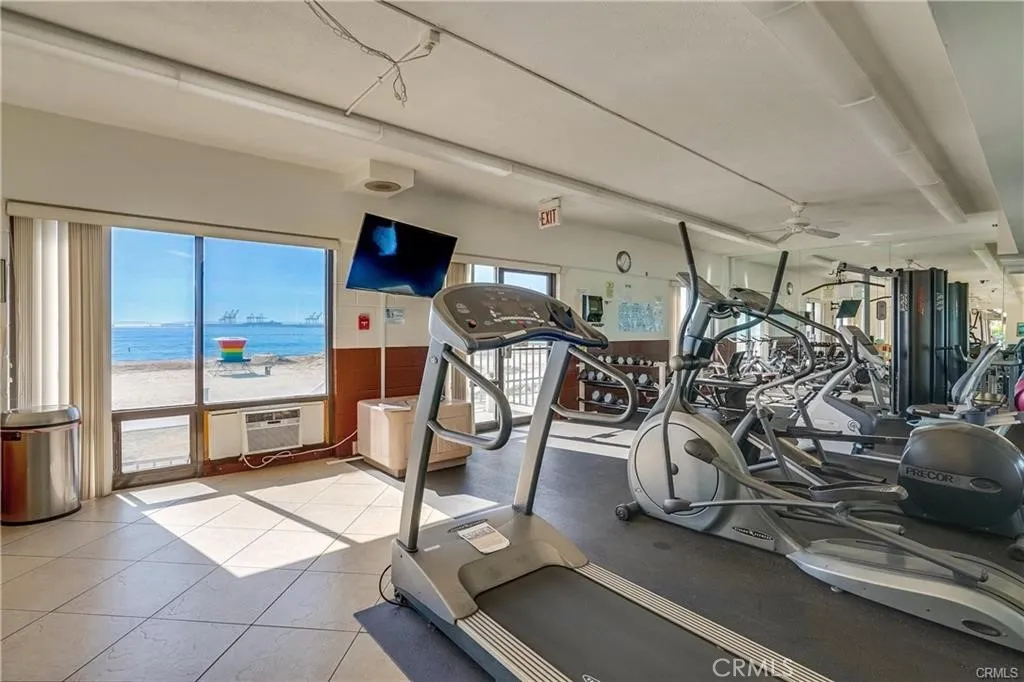 1750 E Ocean Boulevard 503, Long Beach, California 90802 home-pic-27