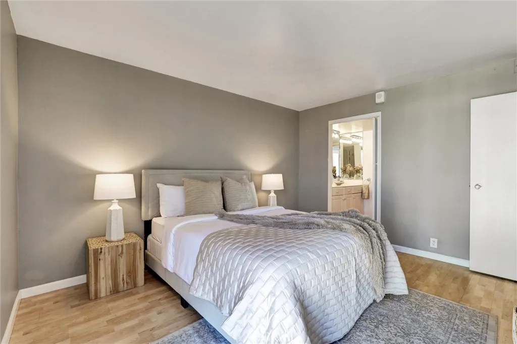 1750 E Ocean Boulevard 503, Long Beach, California 90802 home-pic-17