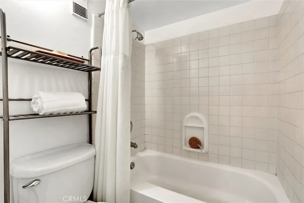 1750 E Ocean Boulevard 503, Long Beach, California 90802 home-pic-21