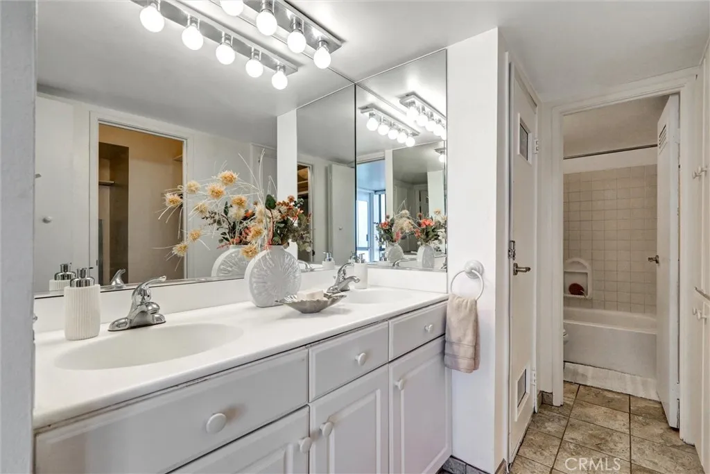 1750 E Ocean Boulevard 503, Long Beach, California 90802 home-pic-19