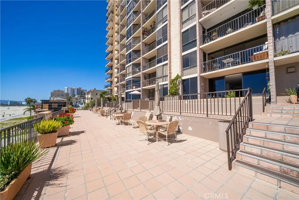 1750 E Ocean Boulevard 503, Long Beach, California 90802 home-pic-26