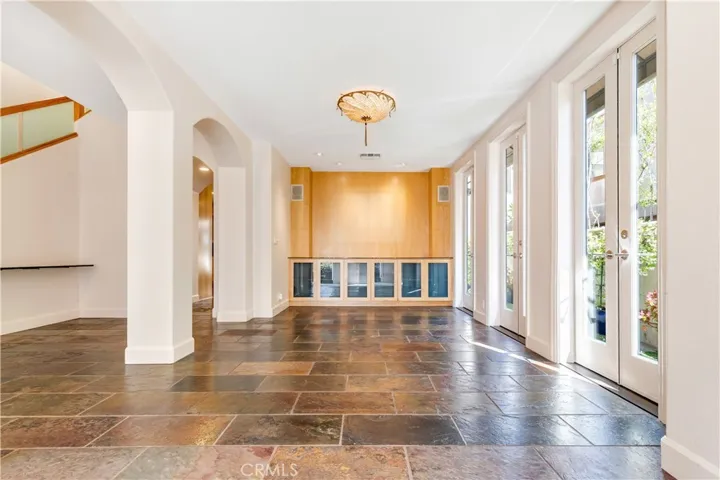 319 Orchid, Corona Del Mar, California 92625