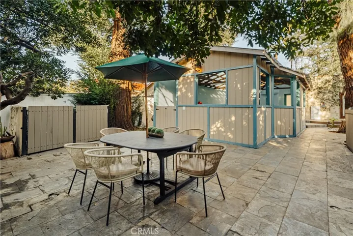 Outdoor Dining by the original brick BBQ